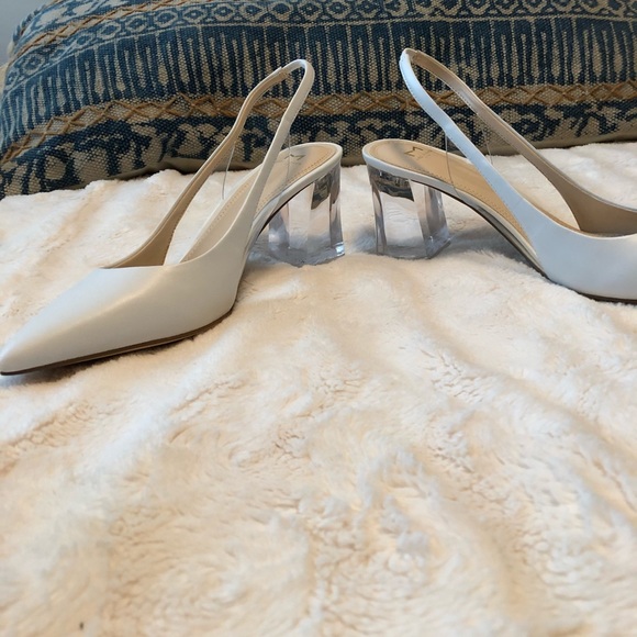 Marc Fisher Zudi Slingback Pump - Picture 3 of 6